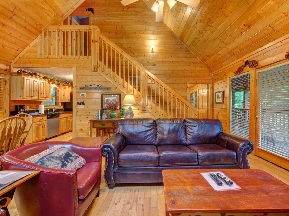 Bear’s Corner, 3 Bedrooms, WiFi, Pool Table, Hot Tub, WiFi, Sleeps 10 Gatlinburg Buitenkant foto
